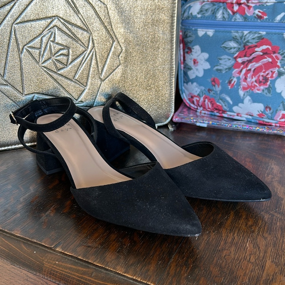 Black pointed toe block heels